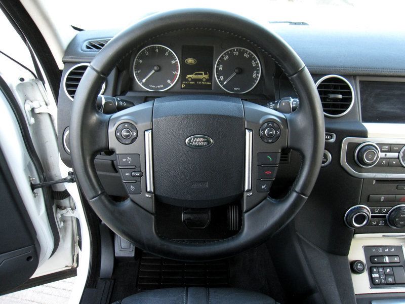 2014 Land Rover LR4 HSE photo 19