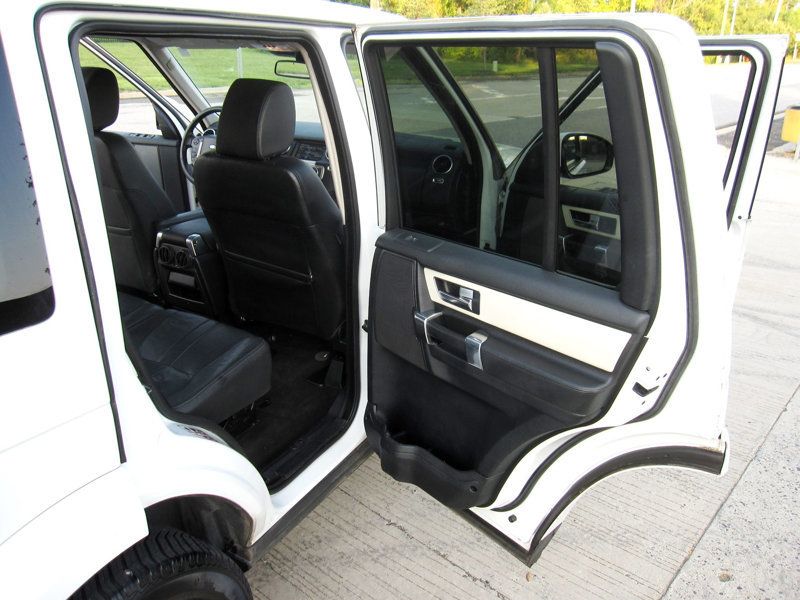 2014 Land Rover LR4 HSE photo 27