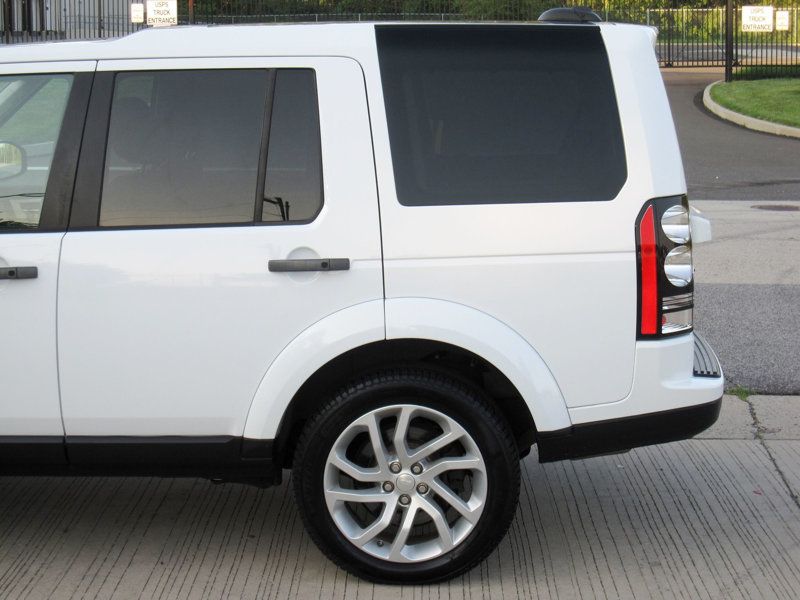2014 Land Rover LR4 HSE photo 9