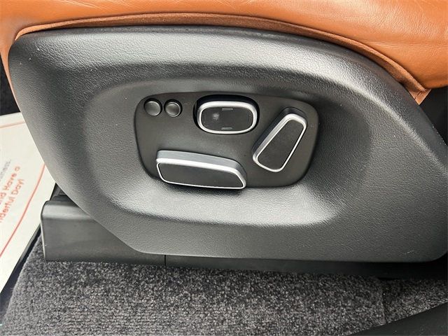 2014 Land Rover Range Rover 4WD 4dr Supercharged Autobiography - 22959442 - 11