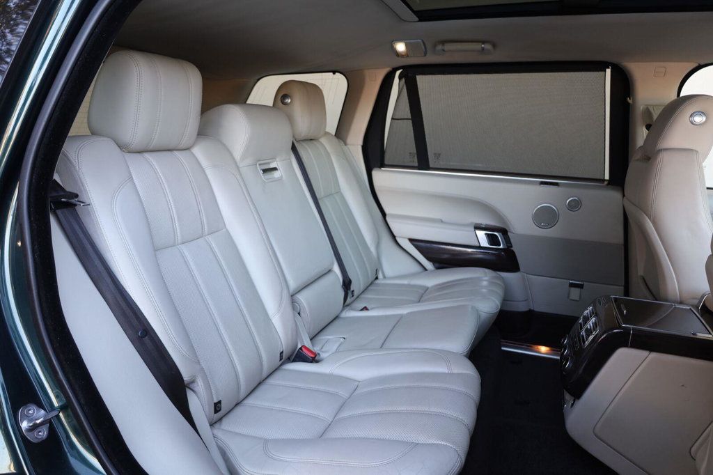Land Rover Range Rover photo 26