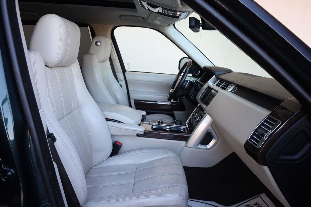 Land Rover Range Rover photo 30