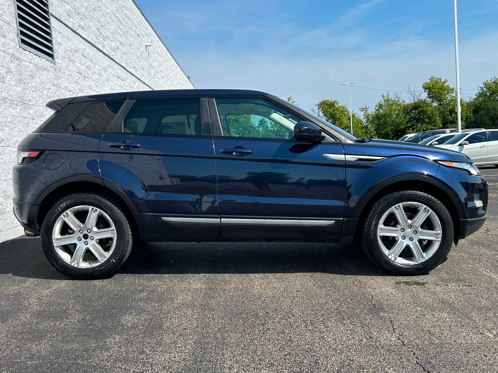 2014 Land Rover Range Rover Evoque Pure Plus photo 15