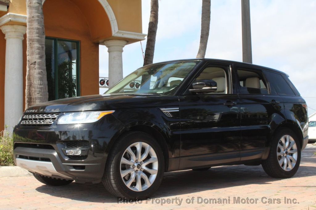2014 Land Rover Range Rover Sport HSE photo 2
