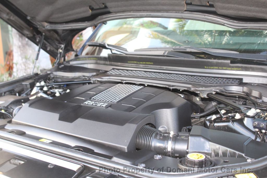 2014 Land Rover Range Rover Sport HSE photo 35