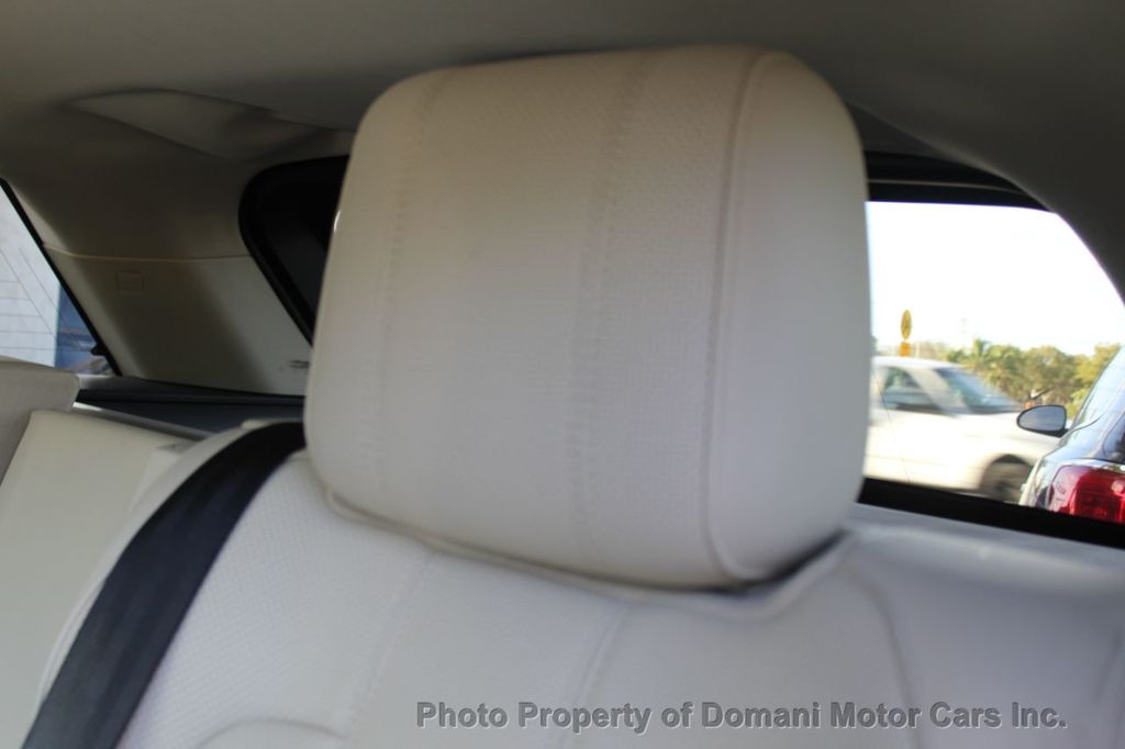 2014 Land Rover Range Rover Sport HSE photo 46