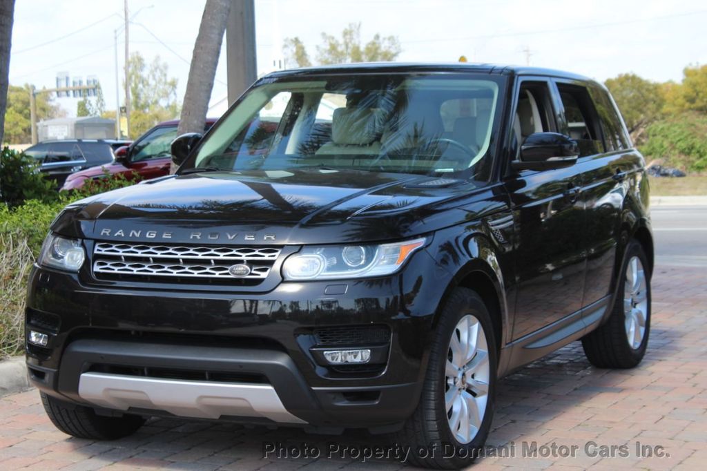 2014 Land Rover Range Rover Sport HSE photo 4
