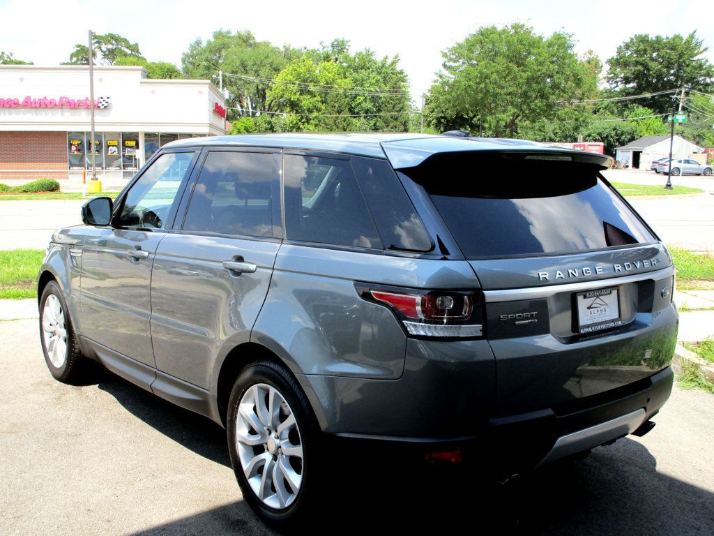 2014 Land Rover Range Rover Sport HSE photo 9