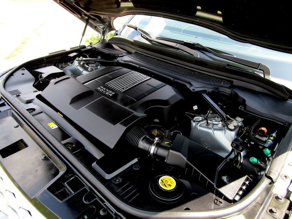 2014 Land Rover Range Rover Sport HSE photo 36