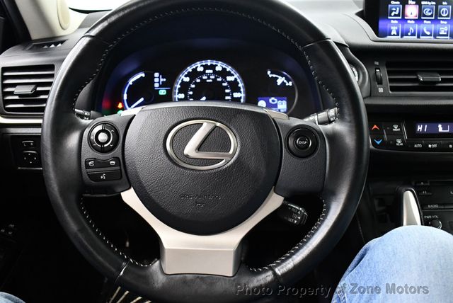 2014 Lexus CT 200h 5dr Sedan Hybrid - 22398974 - 31