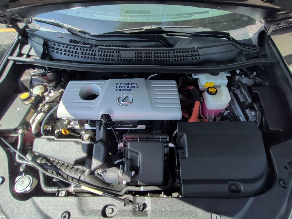 Lexus CT 200h 5dr Sedan Hybrid photo 11