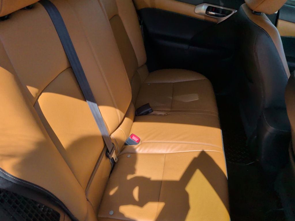 Lexus CT 200h 5dr Sedan Hybrid photo 23