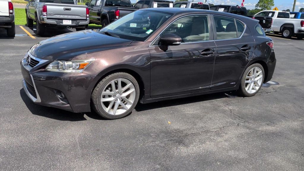 Lexus CT 200h 5dr Sedan Hybrid photo 4