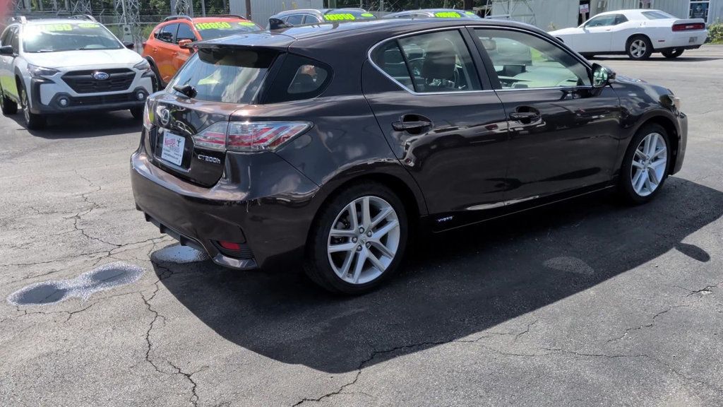 Lexus CT 200h 5dr Sedan Hybrid photo 8