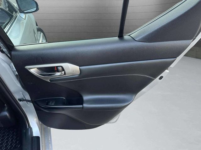 2014 Lexus CT 200h 5dr Sedan Hybrid - 22945879 - 21