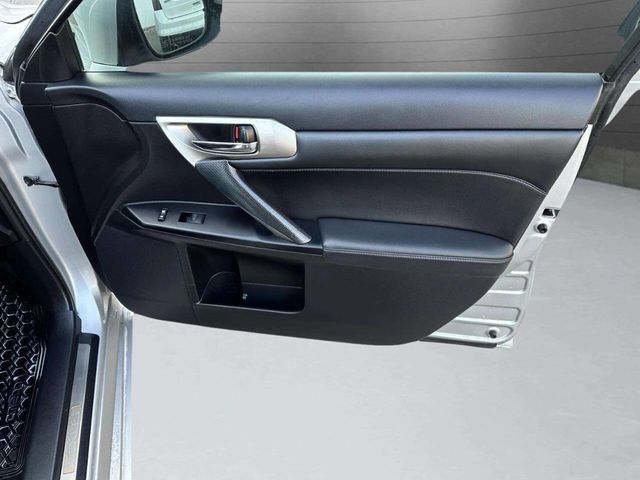 2014 Lexus CT 200h 5dr Sedan Hybrid - 22945879 - 24