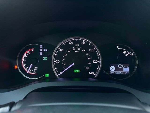 2014 Lexus CT 200h 5dr Sedan Hybrid - 22945879 - 44