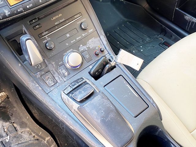 2014 Lexus CT 200h 5dr Sedan Hybrid - 22971839 - 11