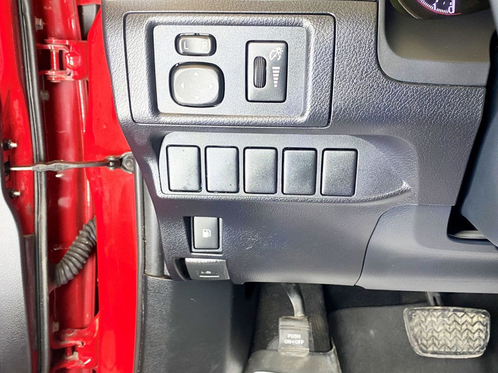 2014 Lexus CT 200h 5dr Sedan Hybrid - 22971839 - 23