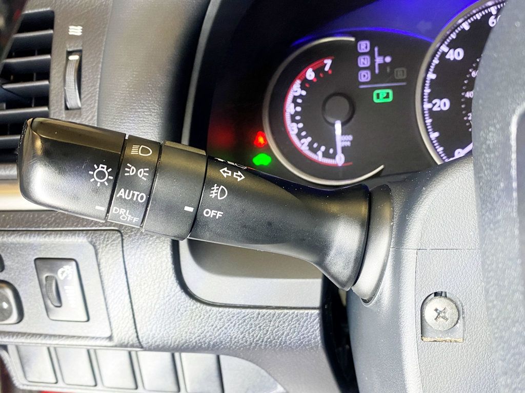 2014 Lexus CT 200h 5dr Sedan Hybrid - 22971839 - 27