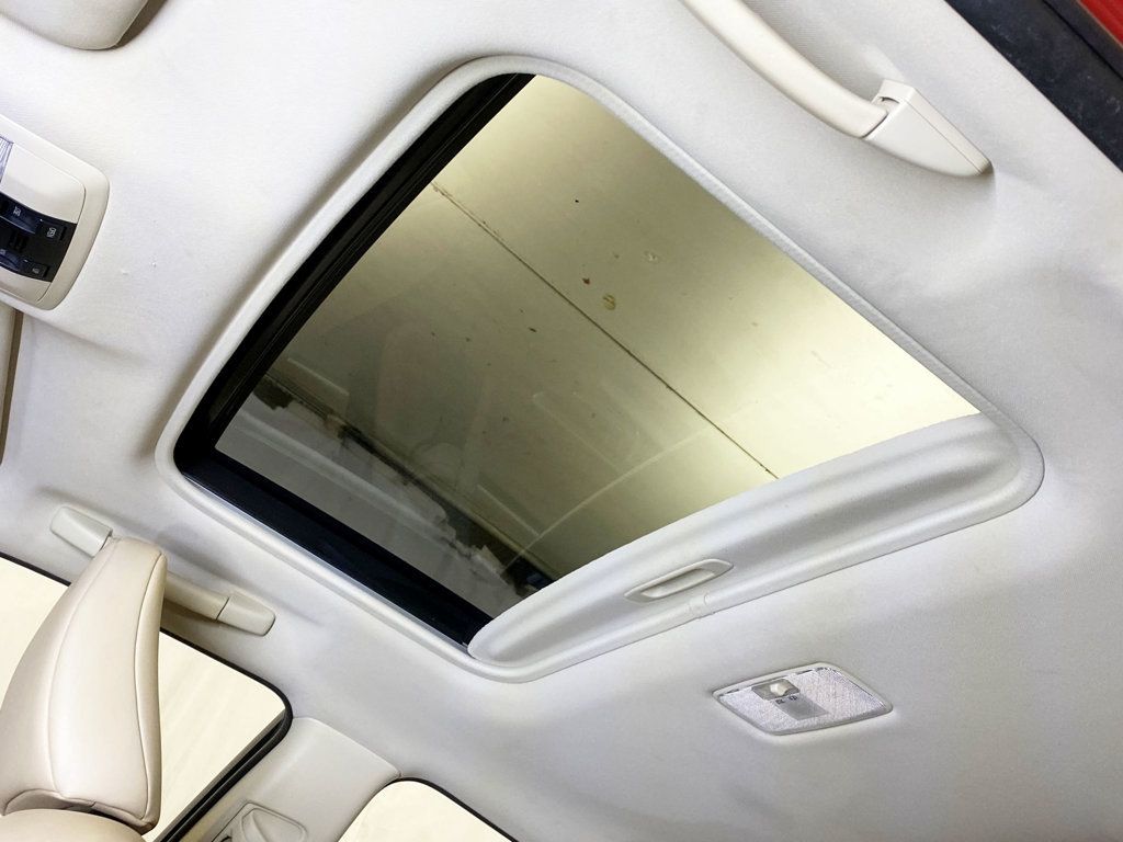 2014 Lexus CT 200h 5dr Sedan Hybrid - 22971839 - 39