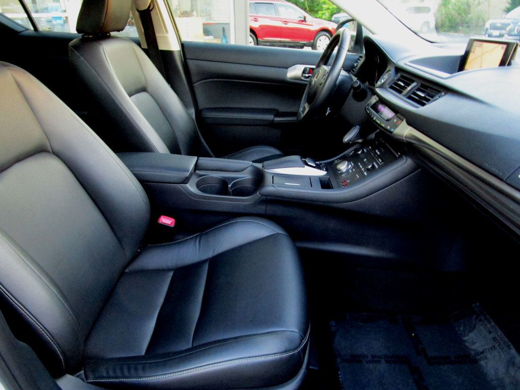 2014 Lexus CT 200h 5dr Sedan Hybrid - 23078292 - 13