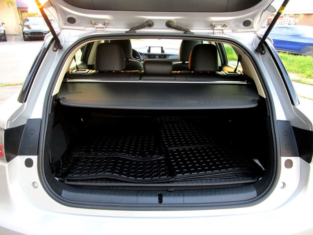 2014 Lexus CT 200h 5dr Sedan Hybrid - 23078292 - 29