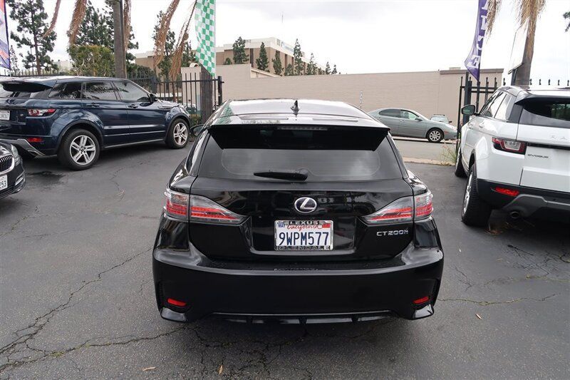 2014 Lexus CT 200h 5dr Sedan Hybrid - 22986260 - 13