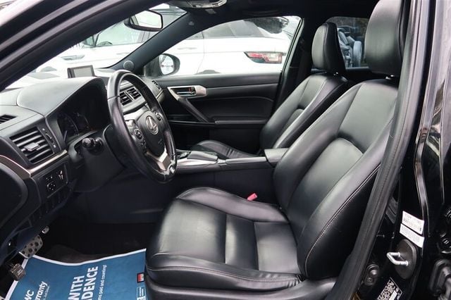 2014 Lexus CT 200h 5dr Sedan Hybrid - 22986260 - 3