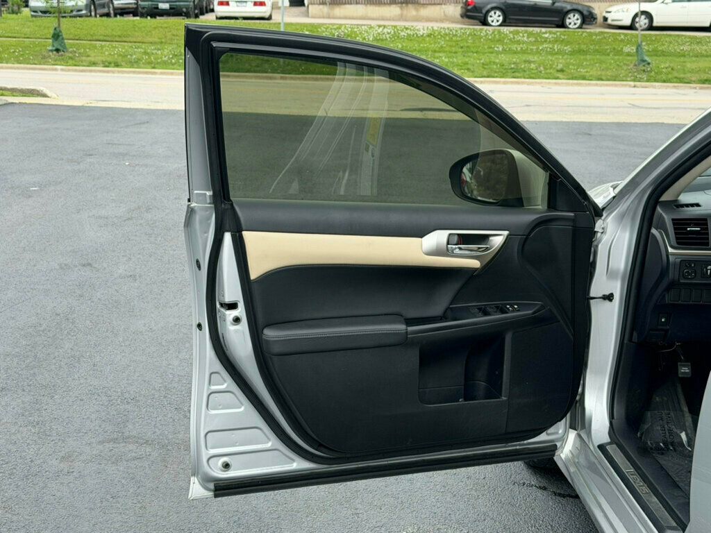 2014 Lexus CT 200h 5dr Sedan Hybrid - 23034225 - 20