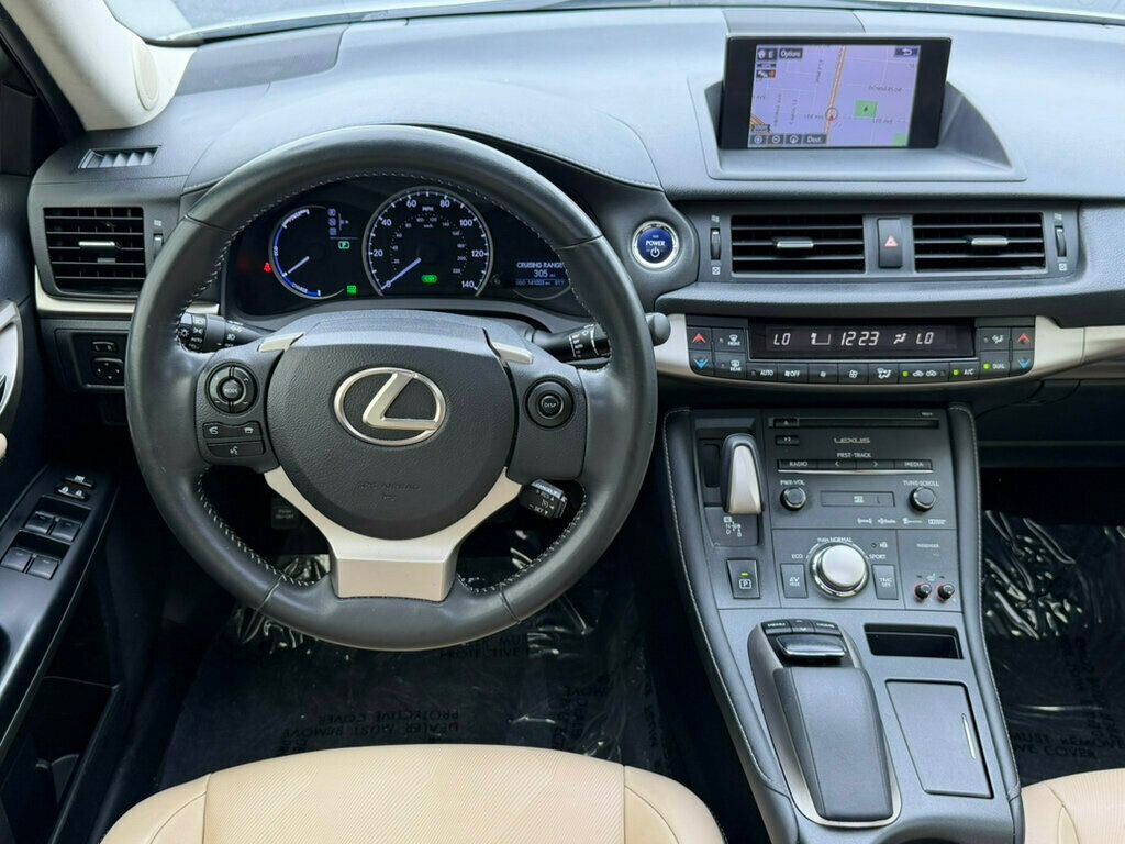2014 Lexus CT 200h 5dr Sedan Hybrid - 23034225 - 22