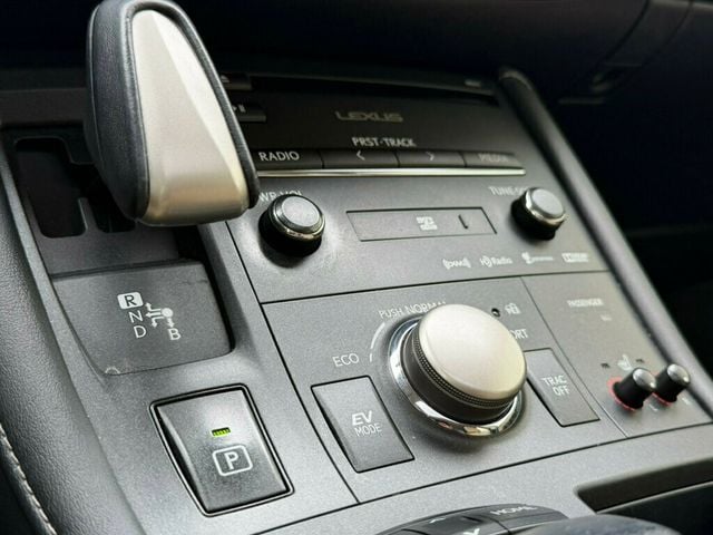 2014 Lexus CT 200h 5dr Sedan Hybrid - 23034225 - 28