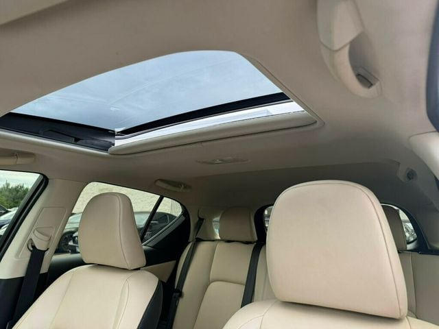 2014 Lexus CT 200h 5dr Sedan Hybrid - 23034225 - 4