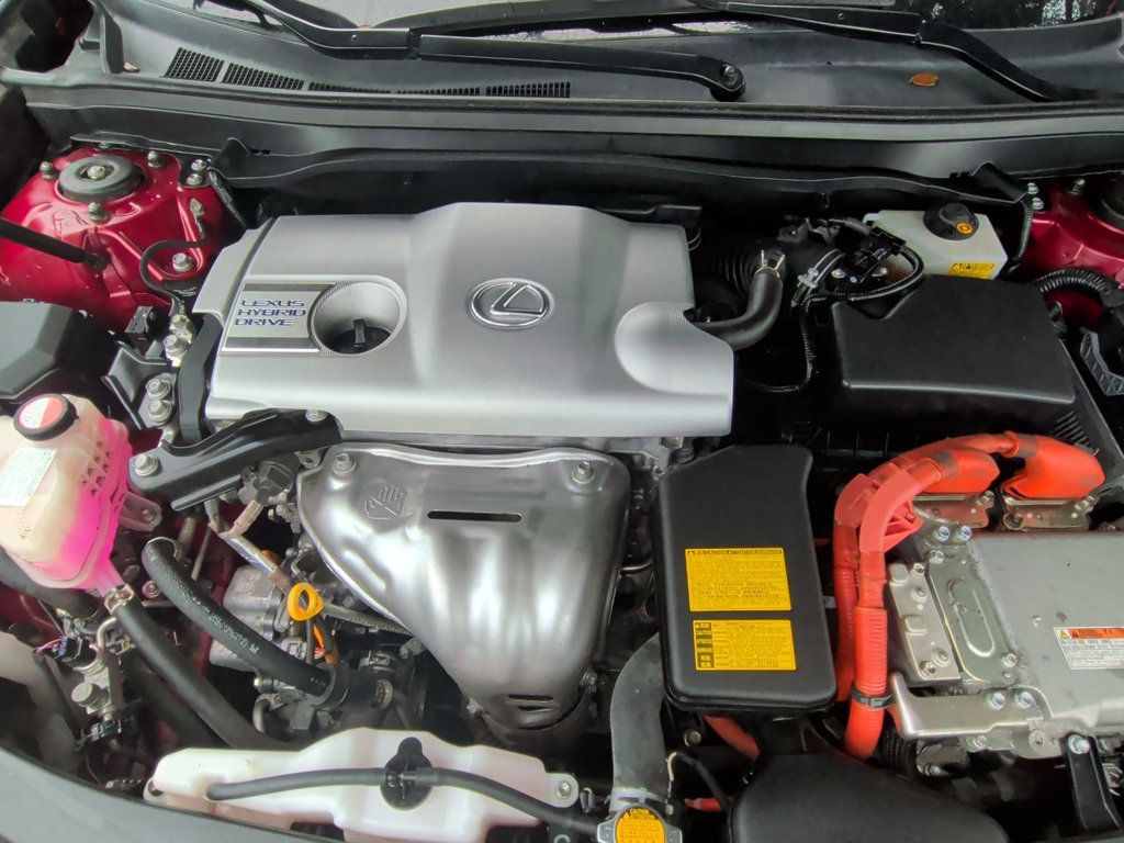 Lexus ES photo 11