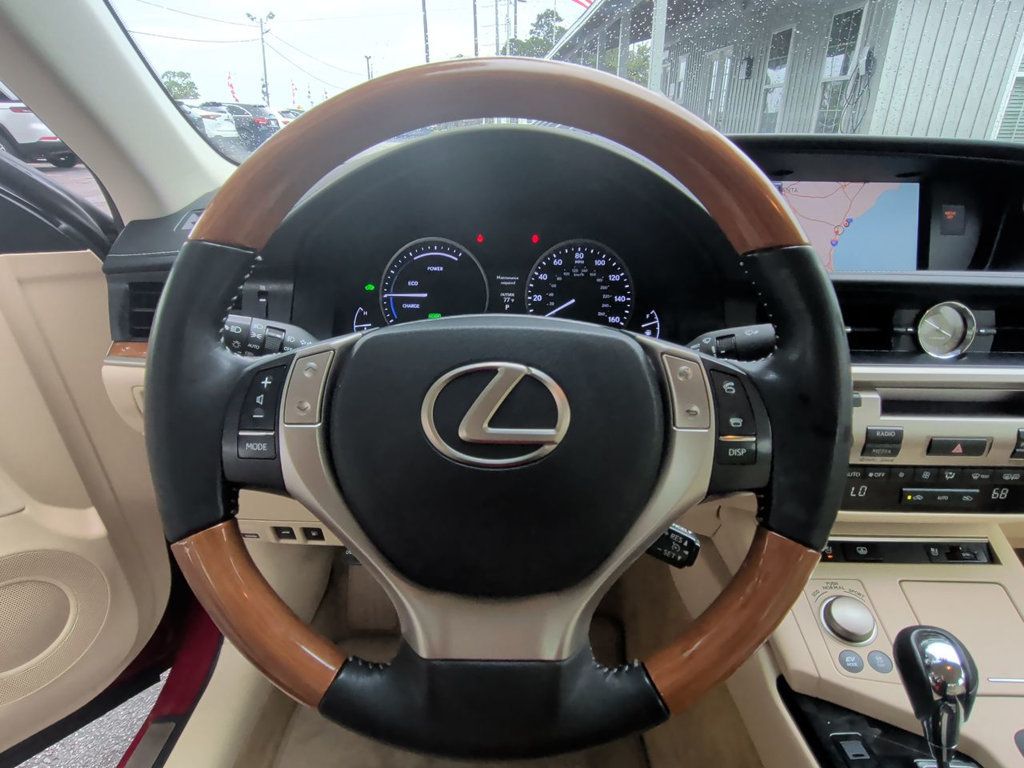 Lexus ES photo 15