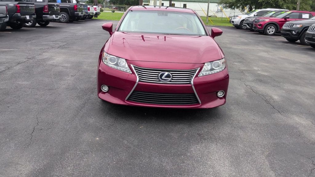 Lexus ES photo 3