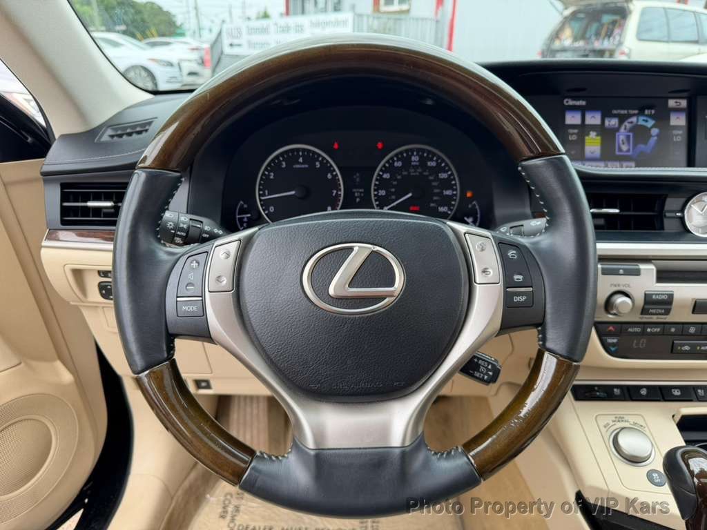 2014 Lexus ES 350 4dr Sedan - 23033759 - 18
