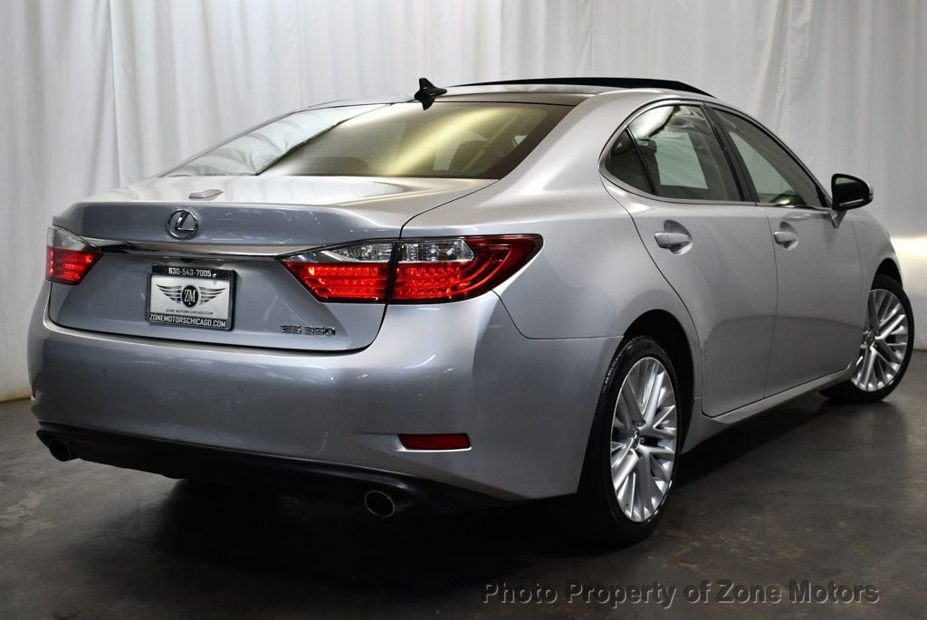 2014 Lexus ES 350 photo 8