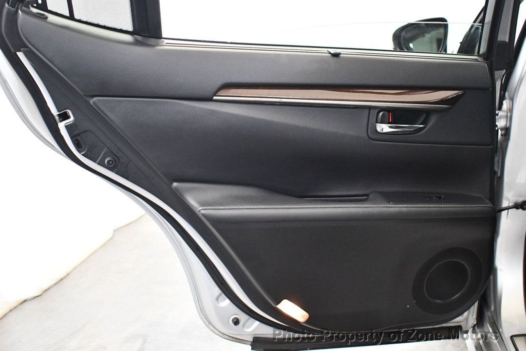 2014 Lexus ES 350 photo 20