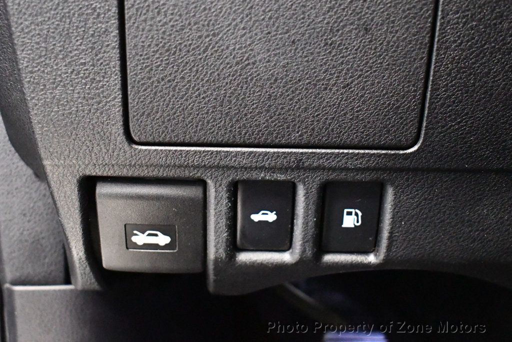 2014 Lexus ES 350 photo 29