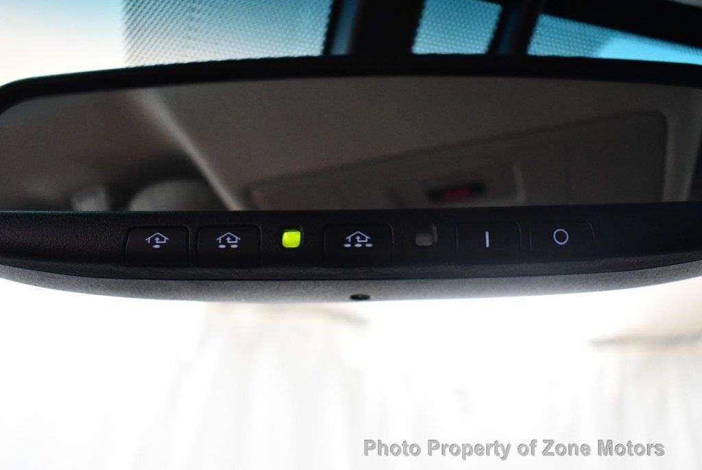 2014 Lexus ES 350 photo 43