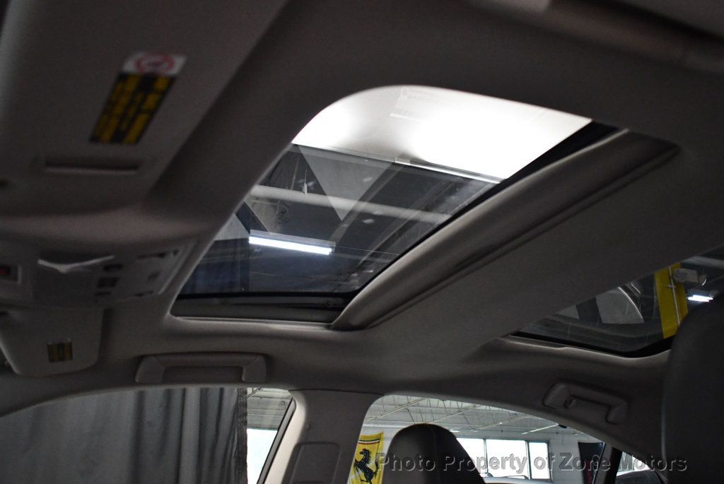 2014 Lexus ES 350 photo 44