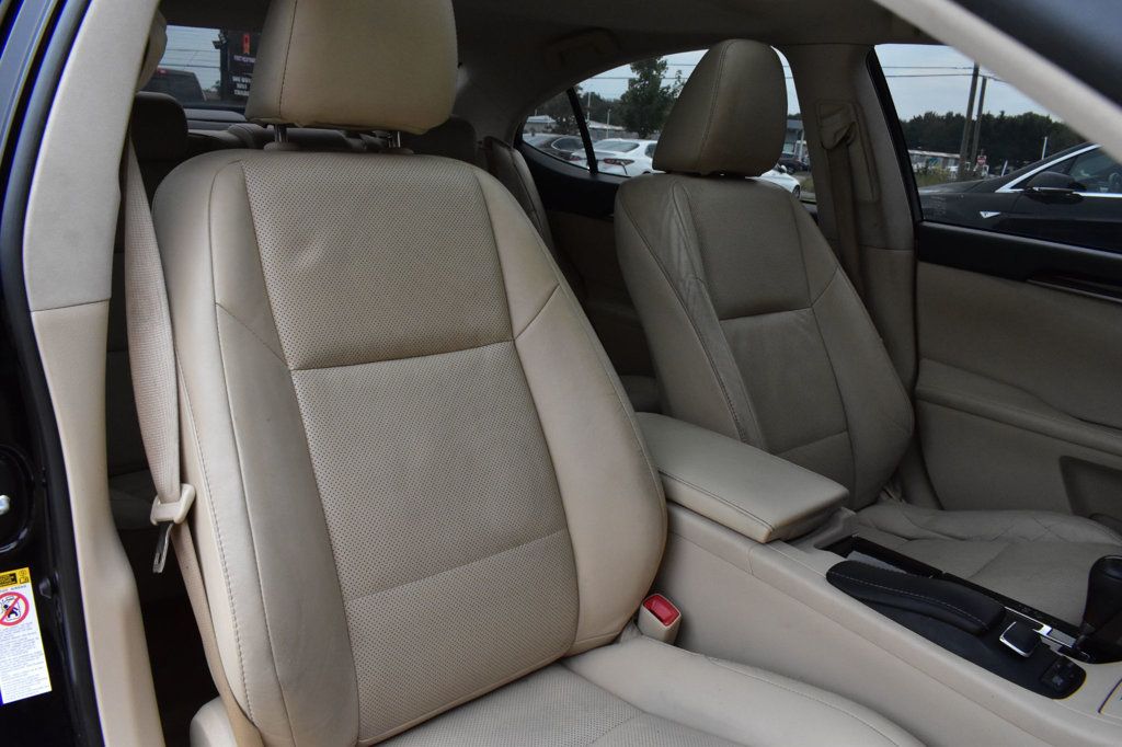 2014 Lexus ES 350 4dr Sedan - 22924130 - 17