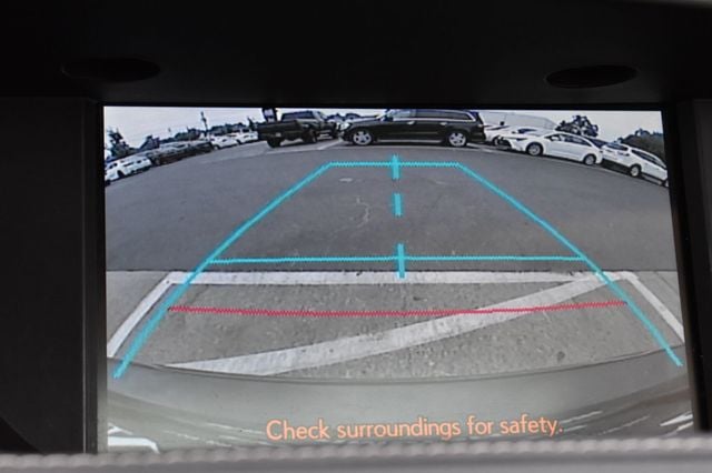 2014 Lexus ES 350 4dr Sedan - 22924130 - 32