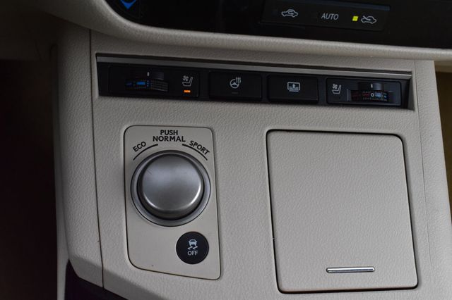 2014 Lexus ES 350 4dr Sedan - 22924130 - 42