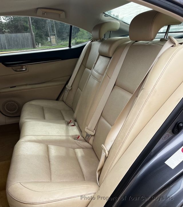 2014 Lexus ES 350 4dr Sedan - 23079966 - 13