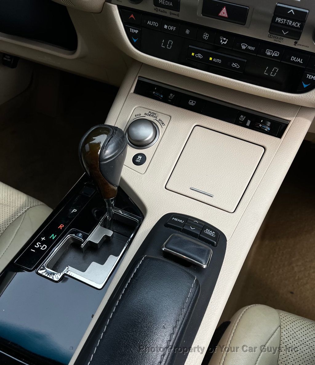 2014 Lexus ES 350 4dr Sedan - 23079966 - 18