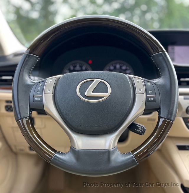 2014 Lexus ES 350 4dr Sedan - 23079966 - 21