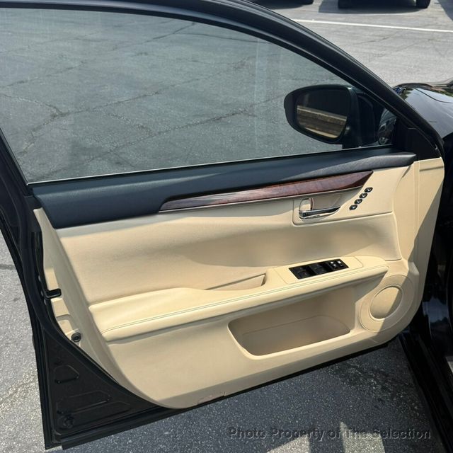 2014 Lexus ES 350 4dr Sedan - 23050050 - 17