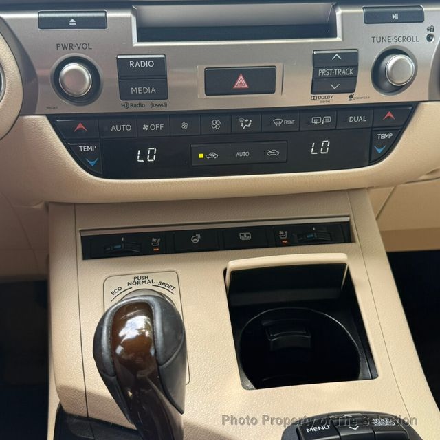 2014 Lexus ES 350 4dr Sedan - 23050050 - 31